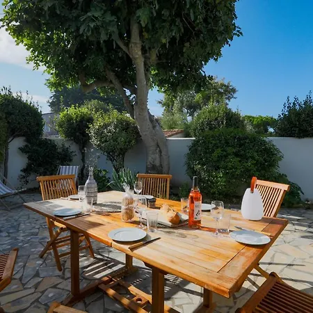 Maison Cosy A Clement Des Baleines Hébergement de vacances Saint-Clément-des-Baleines