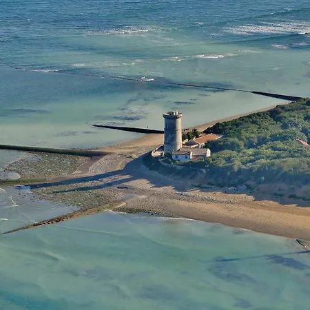 Maison 5 Pers Avec Terrasse Et Bbq, Plage A 400 M Dom wakacyjny Saint-Clément-des-Baleines